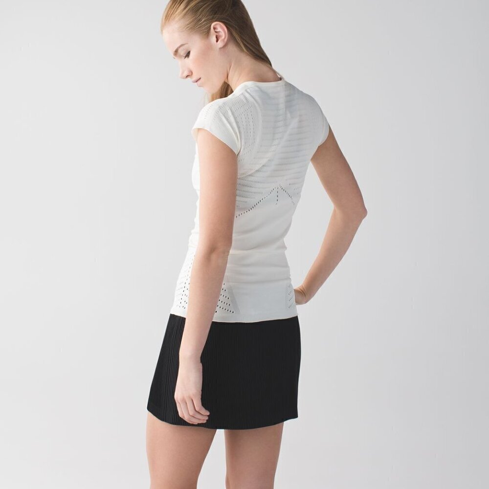 Lululemon Time Warp Short Sleeve Ventilated Shirt Seamless Size 6 - Picture 13 of 13